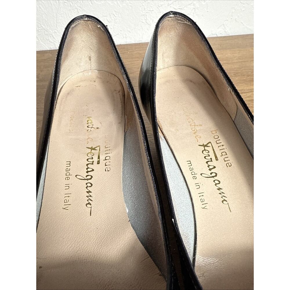 Salvatore Ferragamo Boutique Black Patent Leather Pumps Size 6 AA NARROW Italy - Picture 8 of 14